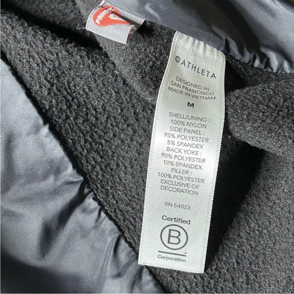 Athleta rock ridge black Primaloft coat - Picture 4 of 11